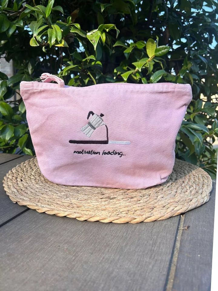 Motivation Loading recycled cotton pouch in washed pink