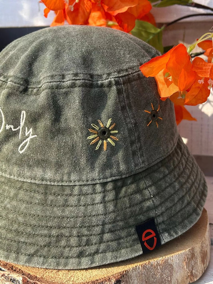 embroidered bucket hat good vibes only