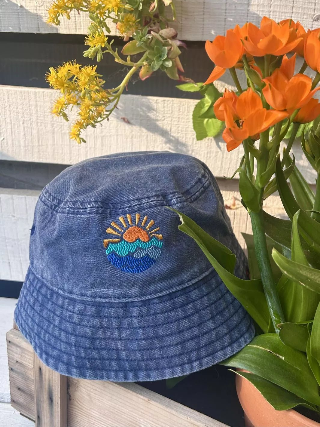 embroidered sea washed out bucket hat
