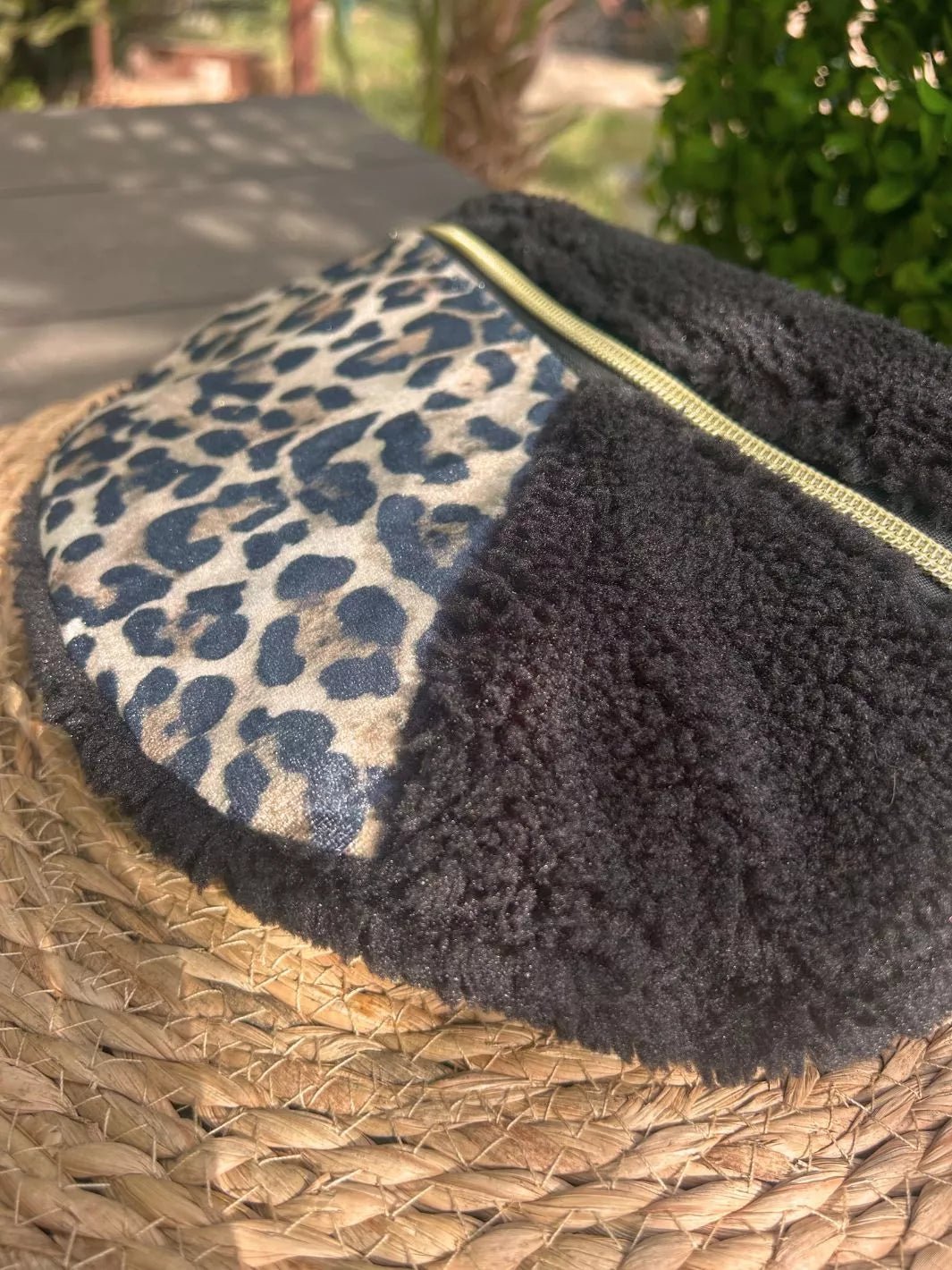 leopard-teddy-woman-belt-bag