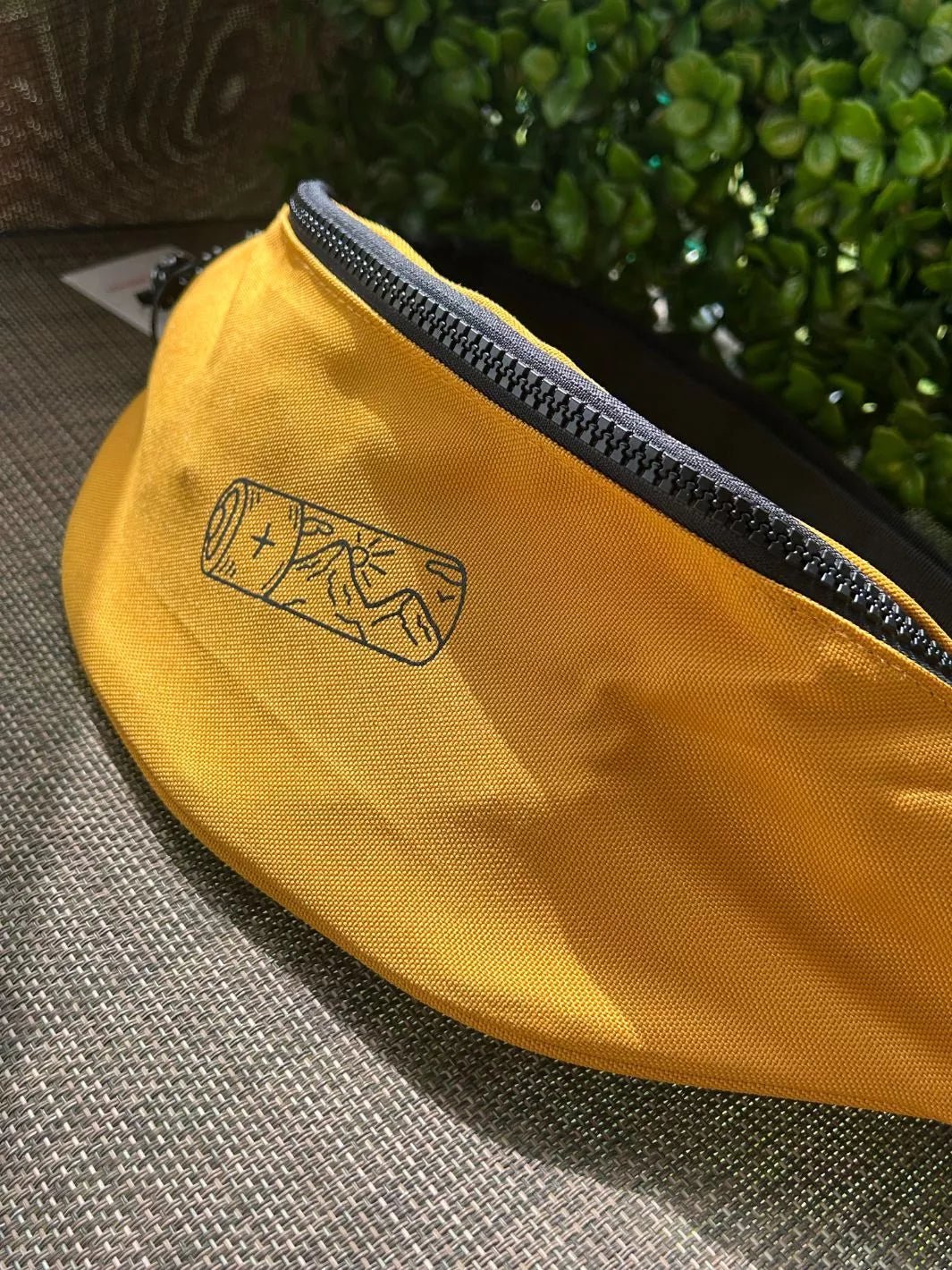 Recycled Fabric Men's Mountain Belt Bag