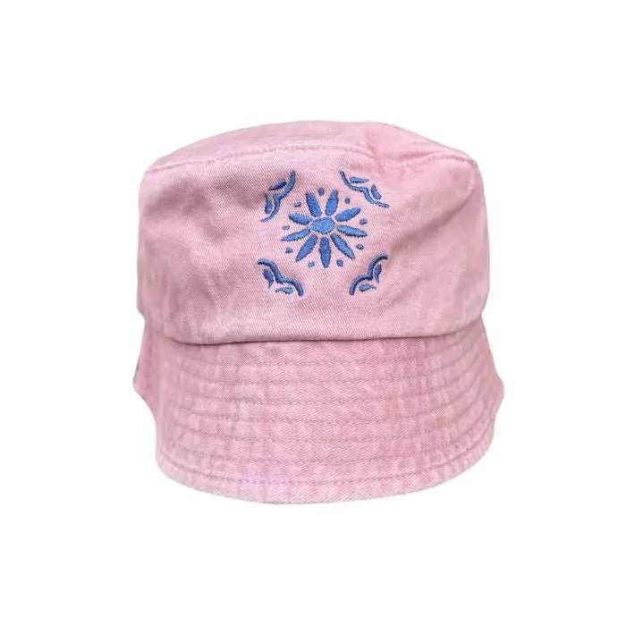 washed-out bucket hat in organic cotton and embroidered azulejos