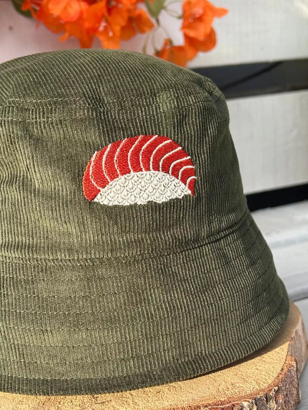 Unisex Ribbed Embroidered Bucket Hat Nigiri