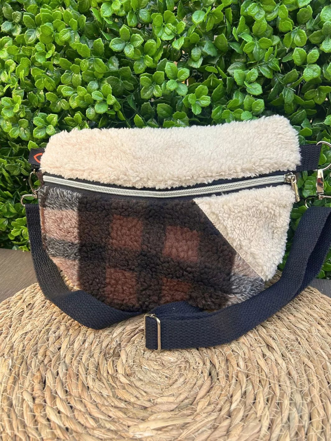 tartan-teddy-woman-belt-bag