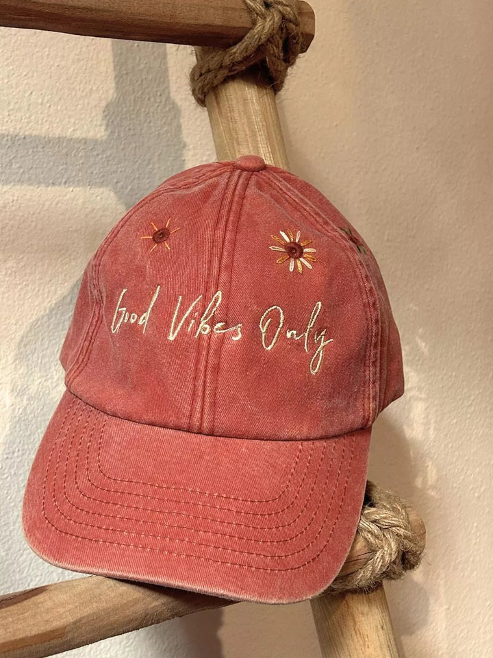 vintage baseball cap good vibes only