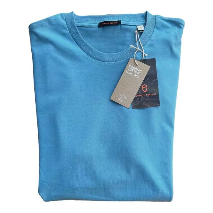 Adriatic blue organic cotton t-shirt with logo embroidered on the sleeve